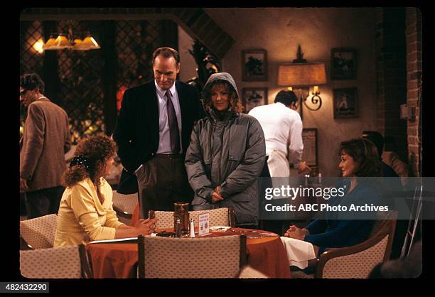 Parents' Weekend" - Airdate: April 19, 1989. L-R: CLARE CAREY;CRAIG T. NELSON;SHELLEY FABARES;LENORE KASDORF