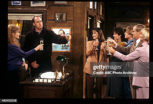 If a Coach Falls in the Woods" - Airdate: December 12, 1989. L-R: SHELLEY FABARES;CRAIG T. NELSON;LENORE KASDORF;CLARE CAREY;KRIS KAMM;JAMES...