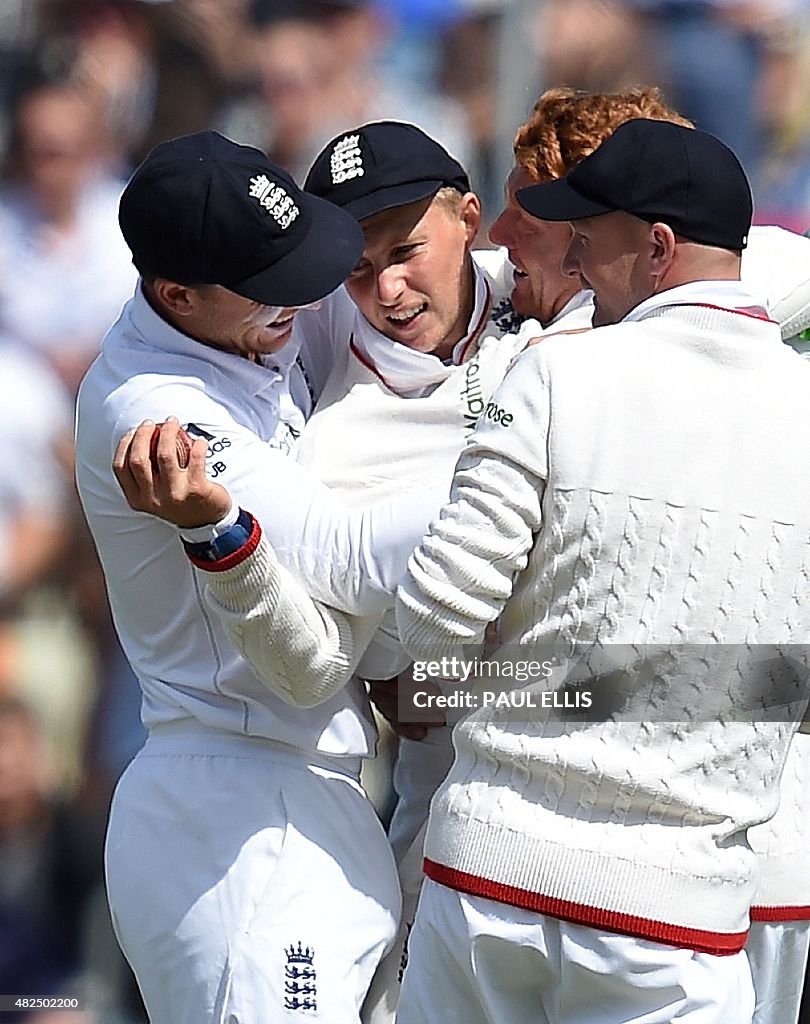 CRICKET-ENG-AUS