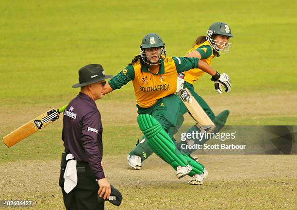 Chloe Tryon and Suné Luus of South Africa collide mid pitch as they run between the wickets as Suné Luus is run out during the ICC Women's World...