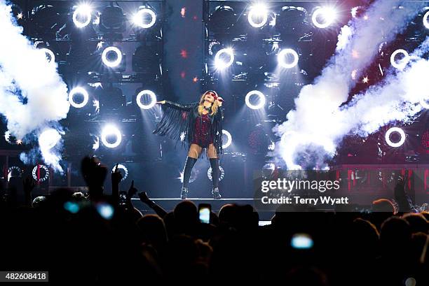 Singer-songwriter Shania Twain performs during the Rock This Country tour at Bridgestone Arena on July 31, 2015 in Nashville, Tennessee.