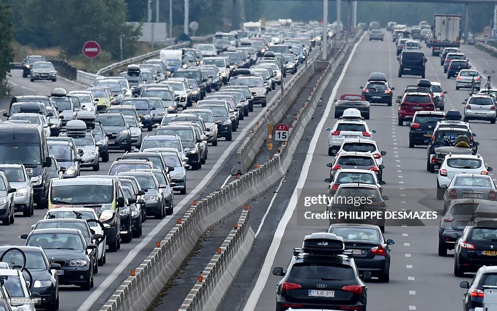 FRANCE-TRANSPORT-SUMMER-HOLIDAYS