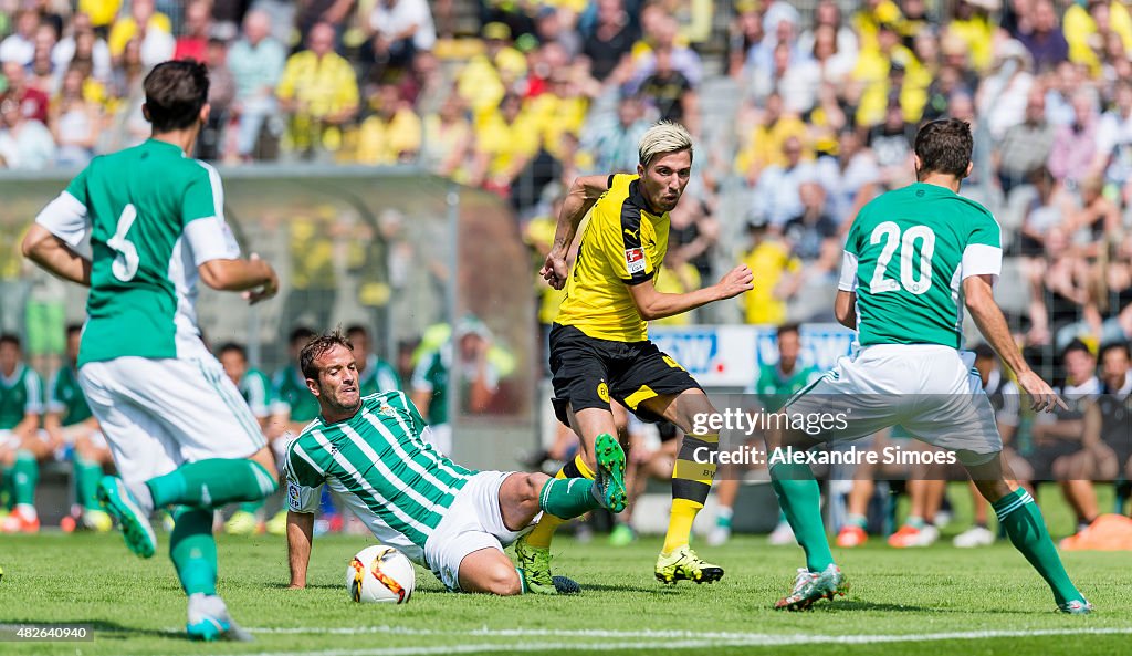 Borussia Dortmund v Sevilla - Pre-Season Friendly