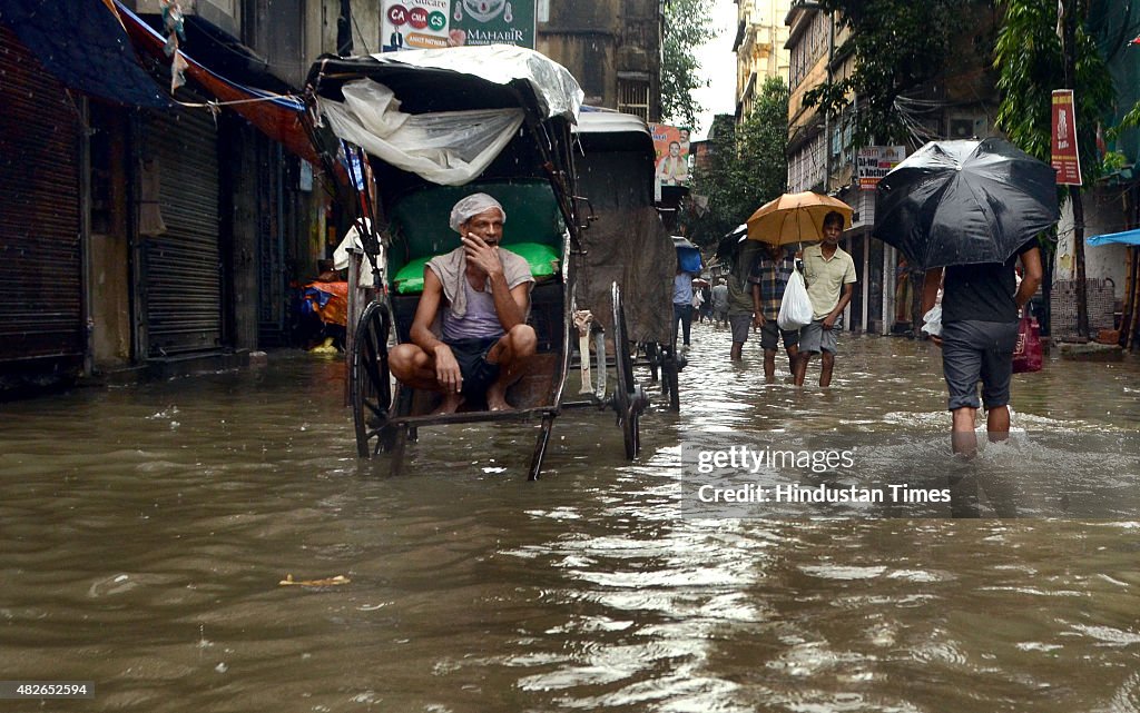 Heavy Rain Disrupts Life In Kolkata