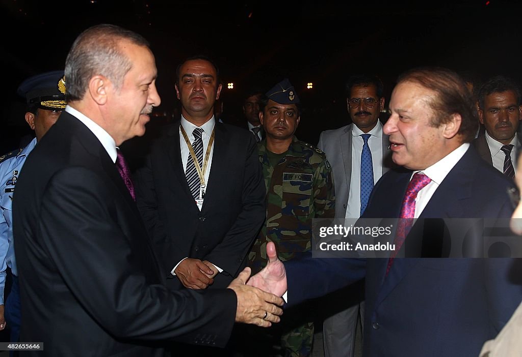 Turkey's President Erdogan visits Pakistan