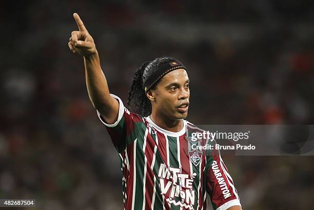 Ronaldinho of Fluminense during the Brasileirao Series A 2015 match between Fluminense and Gremio at Maracana Stadium on August 01, 2015 in Rio de...