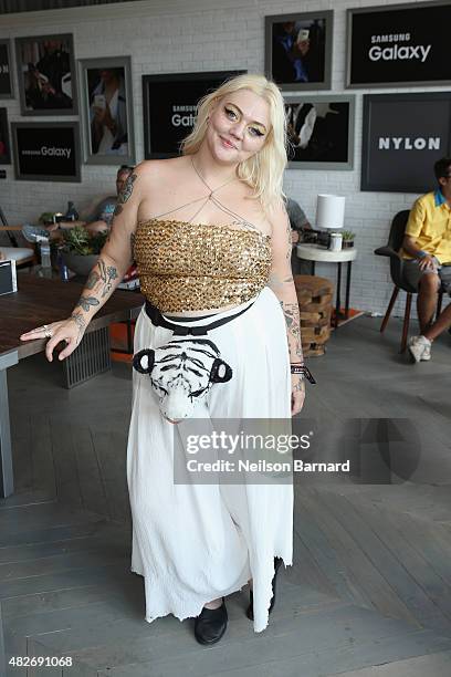 Singer/songwriter Elle King poses at the Samsung Galaxy Artist Lounge during Lollapalooza 2015 at Grant Park on August 1, 2015 in Chicago, Illinois.