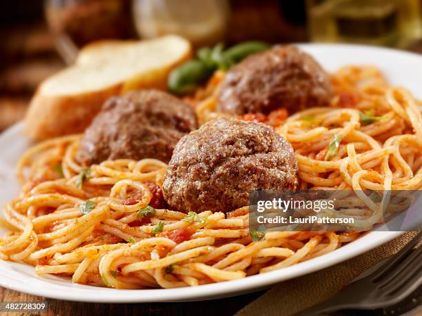 spaghetti with large meatballs - meatballs stock pictures, royalty-free photos & images