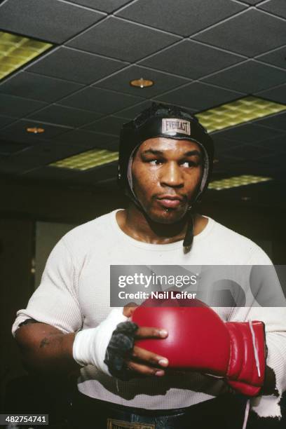 Tyson Ratering Us Tyson Training Photos and Premium High Res Pictures - Getty Images