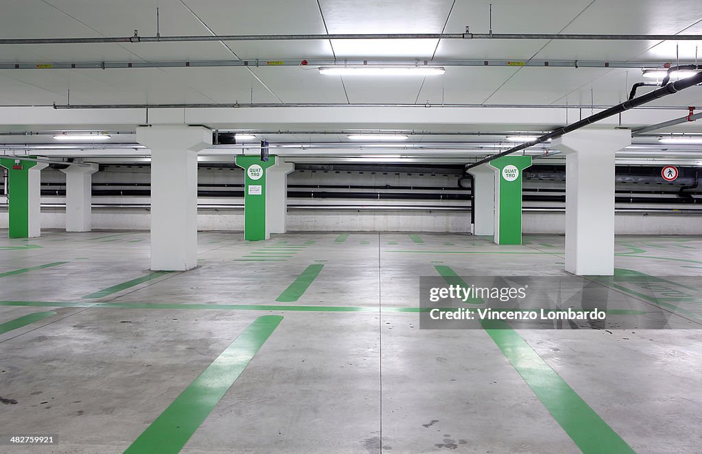 Parking garage