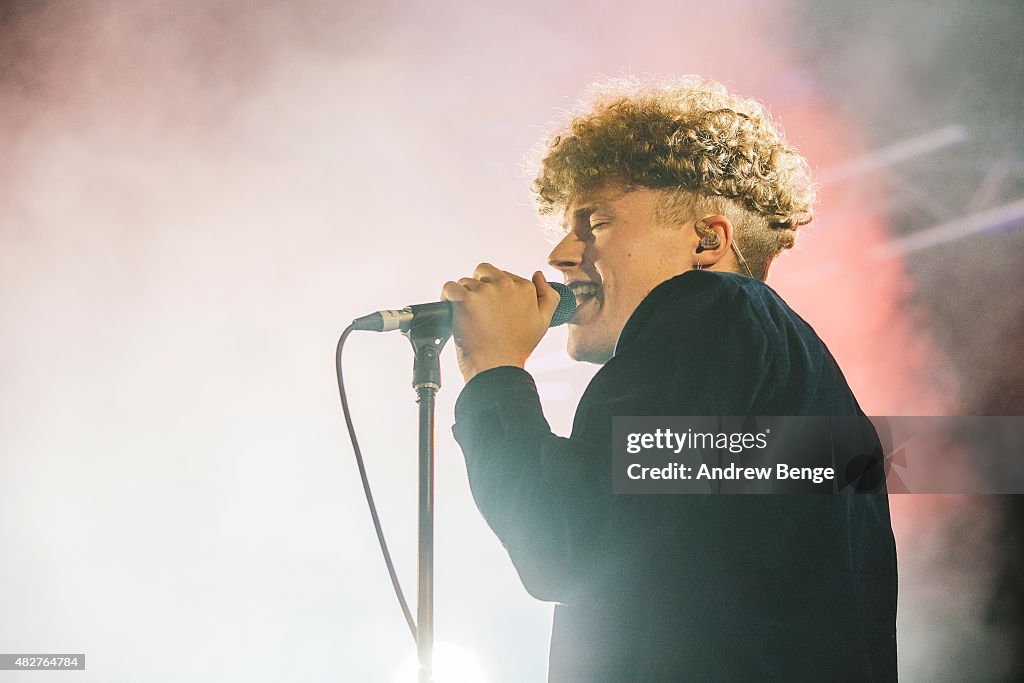 Kendal Calling 2015 - Day 4