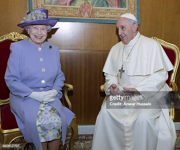 Queen Elizabeth ll meets Pope Francis at The Vatican on April 03, 2014 in Vatican City, Italy.