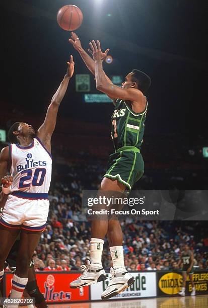 Shell Steve Colter 143 Steve Colter Stock Photos, High-Res Pictures, and Images - Getty Images