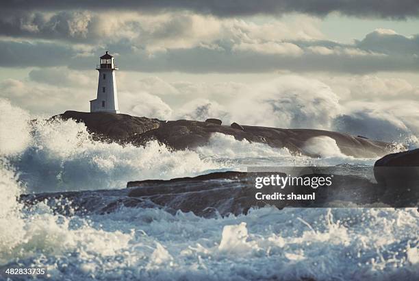 nor'easter de peggy's - costa rochosa - fotografias e filmes do acervo