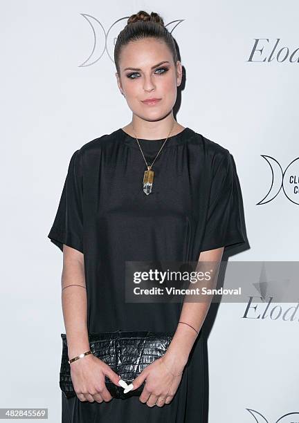 Blogger Tallulah Willis attends Tallulah Willis and Mallory Llewellyn celebrate the launch of their new fashion blog "The Clothing Coven" at Elodie...