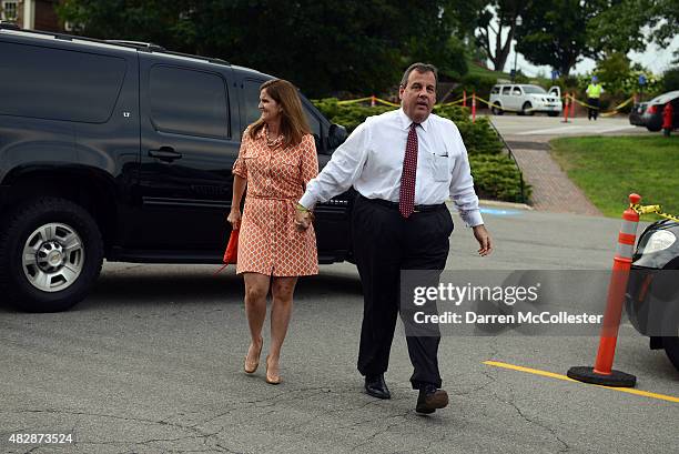 Republican presidential candidate, New Jersey Gov. Chris Christie and wife Mary Beth attend the Voters First Presidential Forum at Saint Anselm...