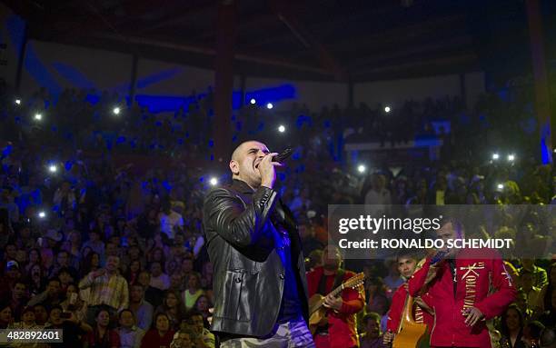 Kommander Singer El Komander Photos and Premium High Res Pictures - Getty Images