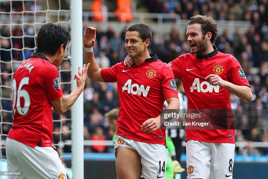 Newcastle United v Manchester United - Premier League