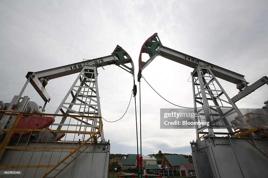 Russian Oil Drilling And Pumping Operations At Tatneft OAO Oilfield