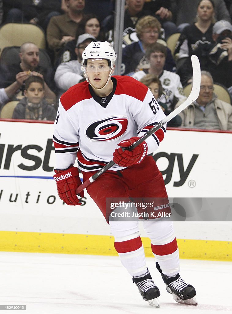 Carolina Hurricanes v Pittsburgh Penguins