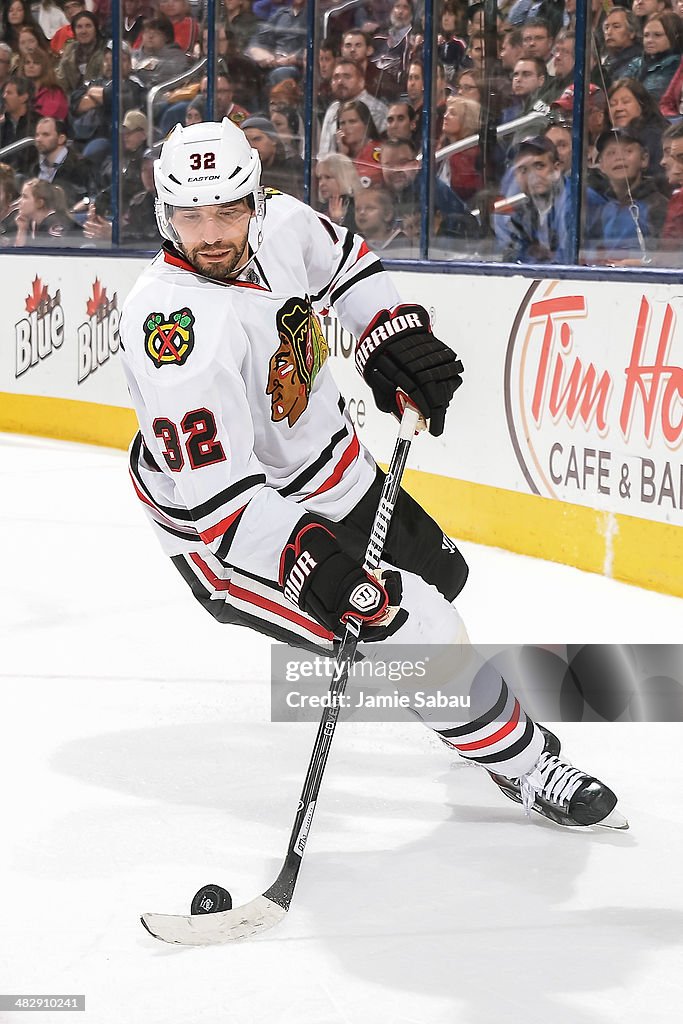 Chicago Blackhawks  v Columbus Blue Jackets