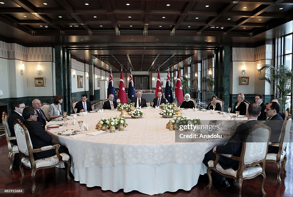 Governor-General of Australia Cosgrove visits Ankara