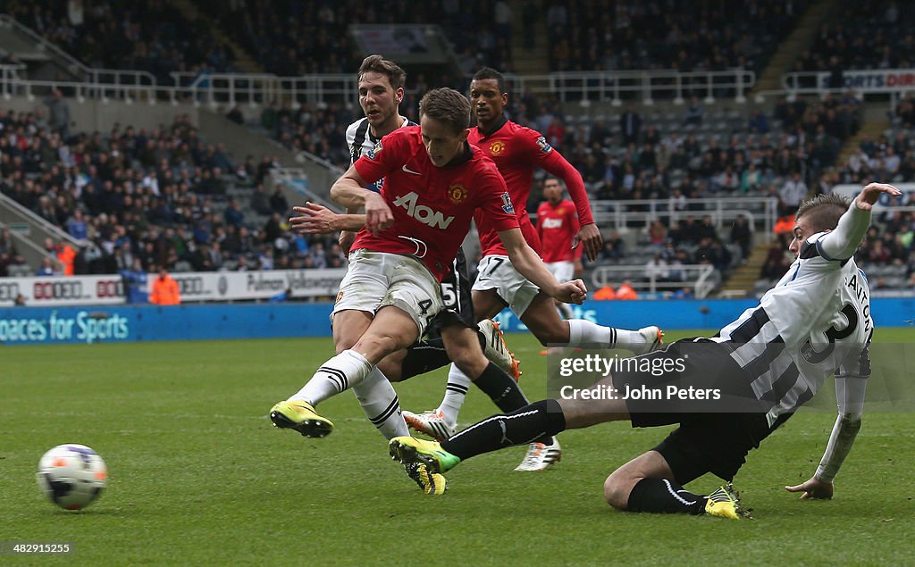 Newcastle United v Manchester United - Premier League