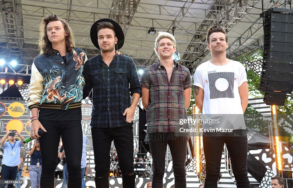 One Direction Performs On ABC's "Good Morning America"