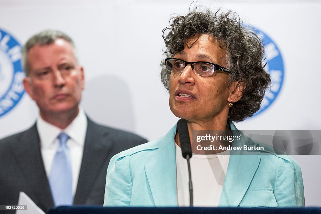 NYC Mayor De Blasio Discusses Legionnaire's Disease Outbreak In The Bronx