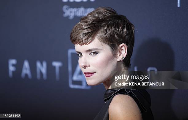 Kate Mara poses for a picture as she attends the "Fantastic Four" premiere in Brooklyn, New York on August 04, 2015. AFP PHOTO / KENA BETANCUR