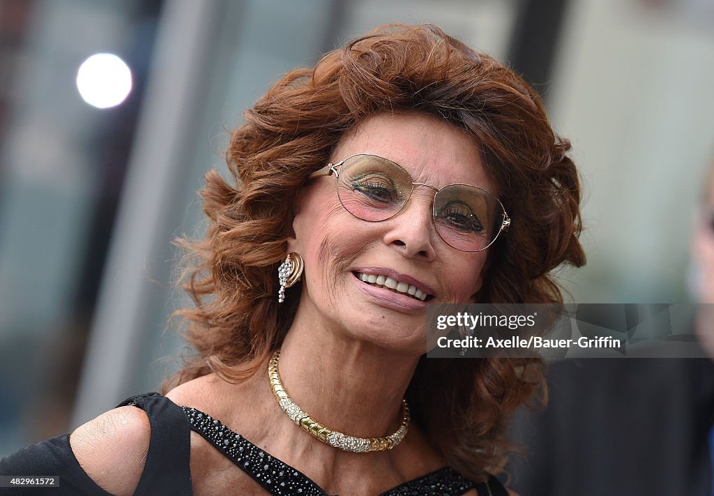 Actress Sophia Loren arrives at the premiere of DIRECTV's 'Dark... News ...