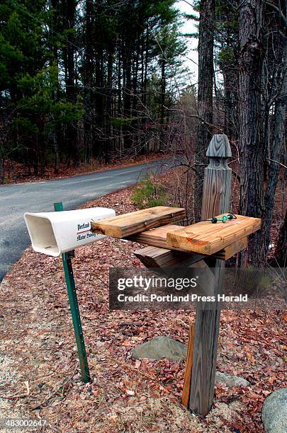 Exploded Mailbox 190 Missing Mailbox Stock Photos, High-Res Pictures, and Images - Getty ...