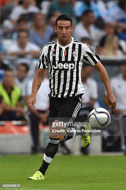 Mauricio Isla of Juventus FC in action during the preseason friendly match between Olympique de Marseille and Juventus FC at Stade Velodrome on...