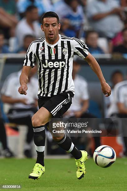 Mauricio Isla of Juventus FC in action during the preseason friendly match between Olympique de Marseille and Juventus FC at Stade Velodrome on...