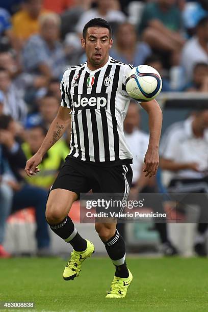 Mauricio Isla of Juventus FC in action during the preseason friendly match between Olympique de Marseille and Juventus FC at Stade Velodrome on...