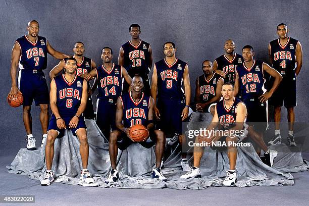 The United States Mens Olympic Basketball Team poses for a portrait circa 2000 in Sydney, Australia. NOTE TO USER: User expressly acknowledges and...