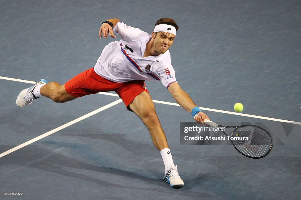 Japan v Czech Republic - Davis Cup World Group - DAY 3