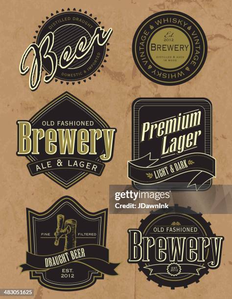 ilustraciones, imágenes clip art, dibujos animados e iconos de stock de conjunto de old fashioned retro etiquetas de cerveza - lager