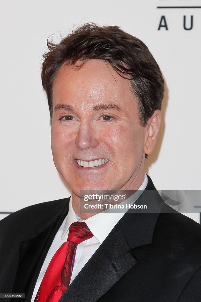 John Wayne Cancer Institute Auxiliary 29th Annual Odyssey Ball - Arrivals