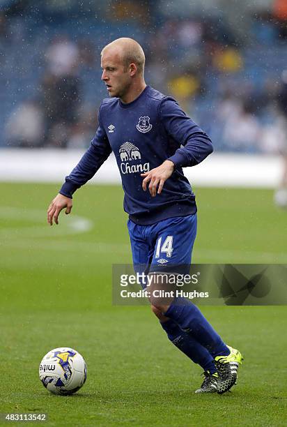 Steven Naismith of Everton in action during the Pre Season Friendly match between Leeds United and Everton at Elland Road on August 1, 2015 in Leeds,...