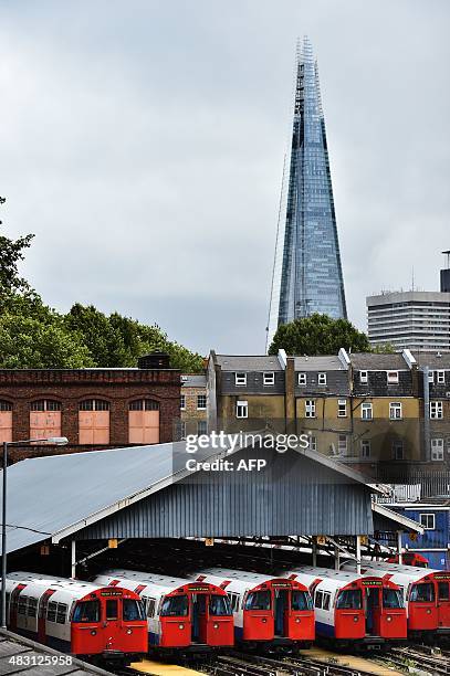 Bakerloo Train London Underground Bakerloo Photos and Premium High Res Pictures ...