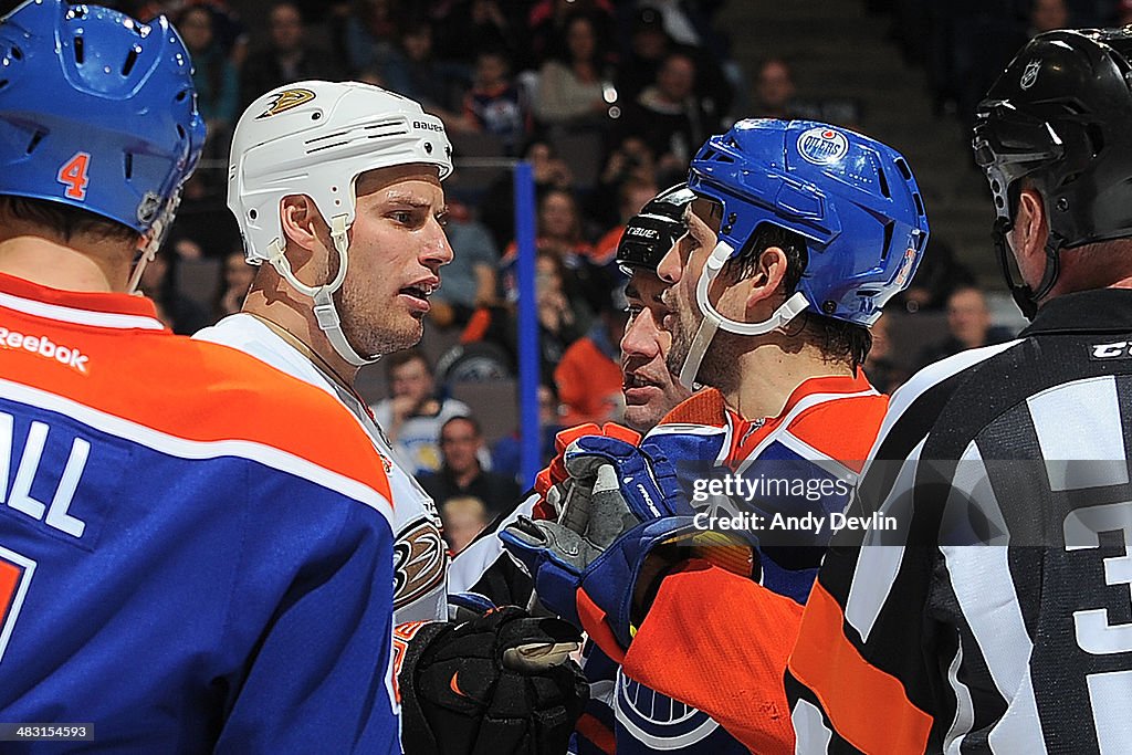 Anaheim Ducks v Edmonton Oilers