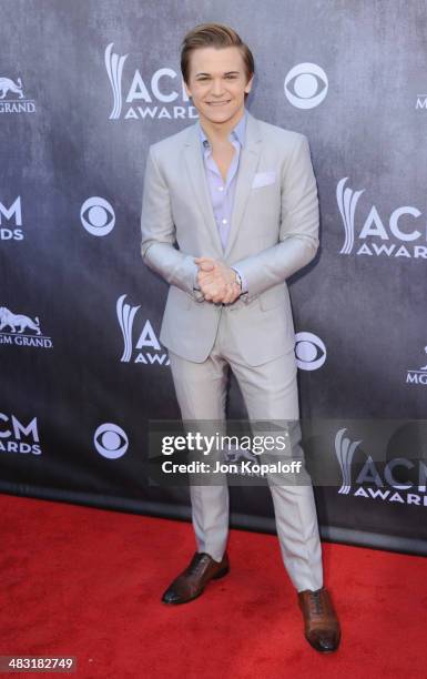 Singer Hunter Hayes arrives at the 49th Annual Academy Of Country Music Awards at the MGM Grand Hotel and Casino on April 6, 2014 in Las Vegas,...