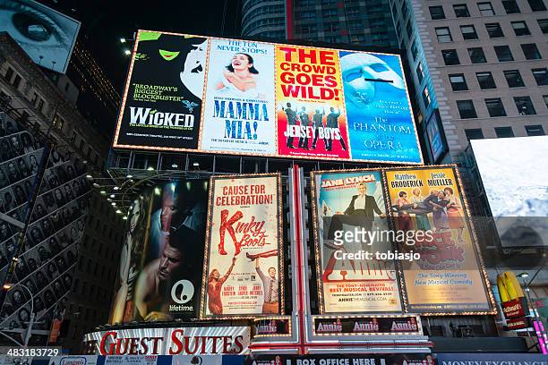 broadway billboards - broadway theater exteriors and landmarks stock pictures, royalty-free photos & images