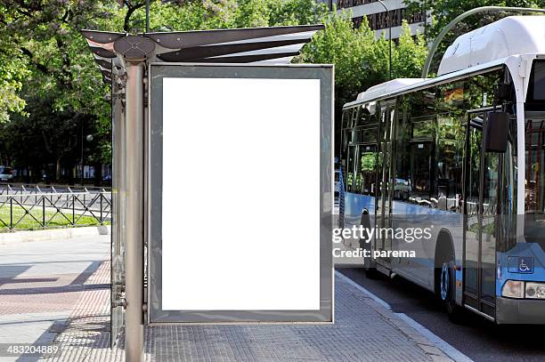 valla publicitaria serie - parada de autobús fotografías e imágenes de stock