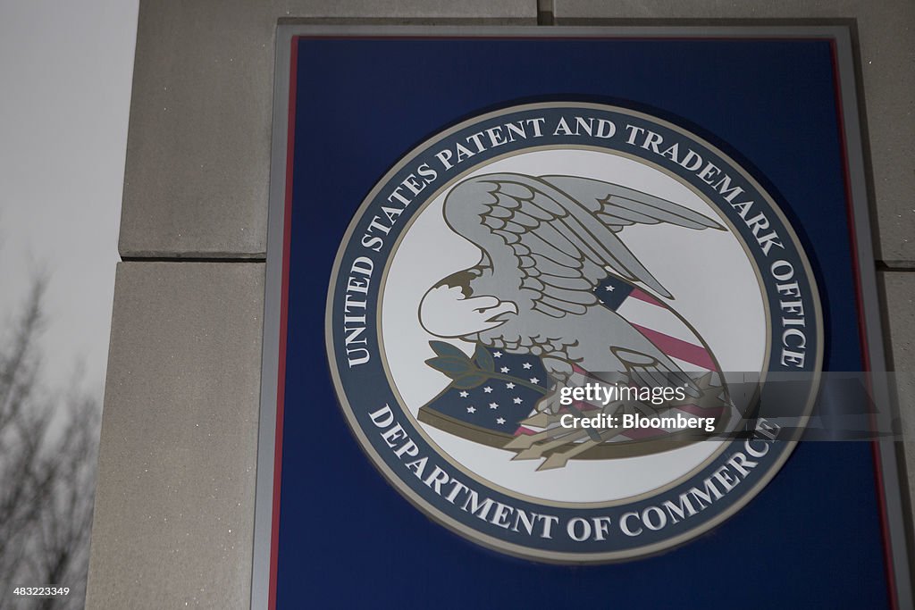 Leahy Delays Markup of Patent Bill Companies Oppose