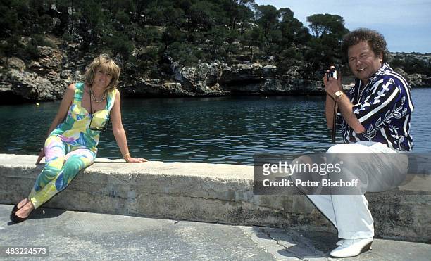 Manfred Durban und Ehefrau Helene, 1. ZDF-TV-Special "Die Flippers auf Mallorca" zum 25-jährigen Jubiläum am , Insel Mallorca, Balearen, Spanien.