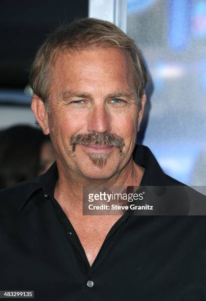 Actor Kevin Costner attends the Los Angeles premiere of "Draft Day" at Regency Village Theatre on April 7, 2014 in Westwood, California.