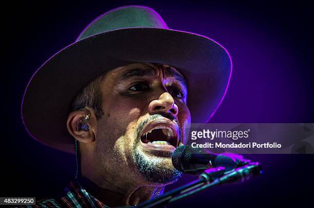 The American singer and musician Ben Harper singing during the concert at Assago Summer Arena and wearing a Borsalino hat. Assago, Milan , 22nd July...