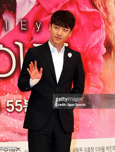 Seung-Ri of BigBang attends the SBS drama 'Angel Eyes' press conference at SBS broadcasting center on April 3, 2014 in Seoul, South Korea.